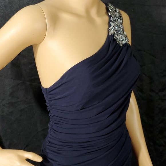 City Triangles - Dress - Picture 4 of 8